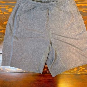 Lululemon - Pacebraker - Original Logo/Fit-9”seam